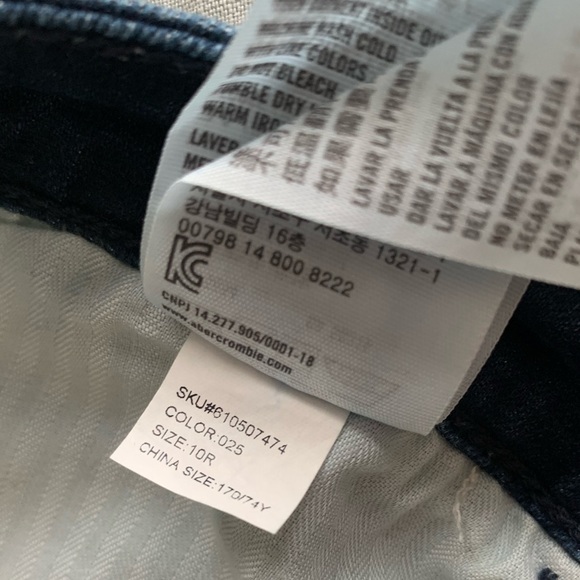 Abercrombie Skinny Jeans - Picture 8 of 9